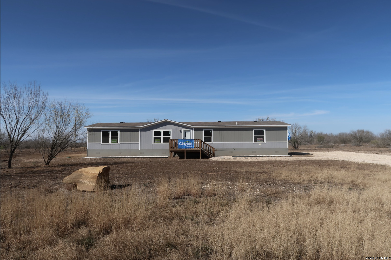 146 Frio Estates Dr, Moore, TX 78057 — photo 1