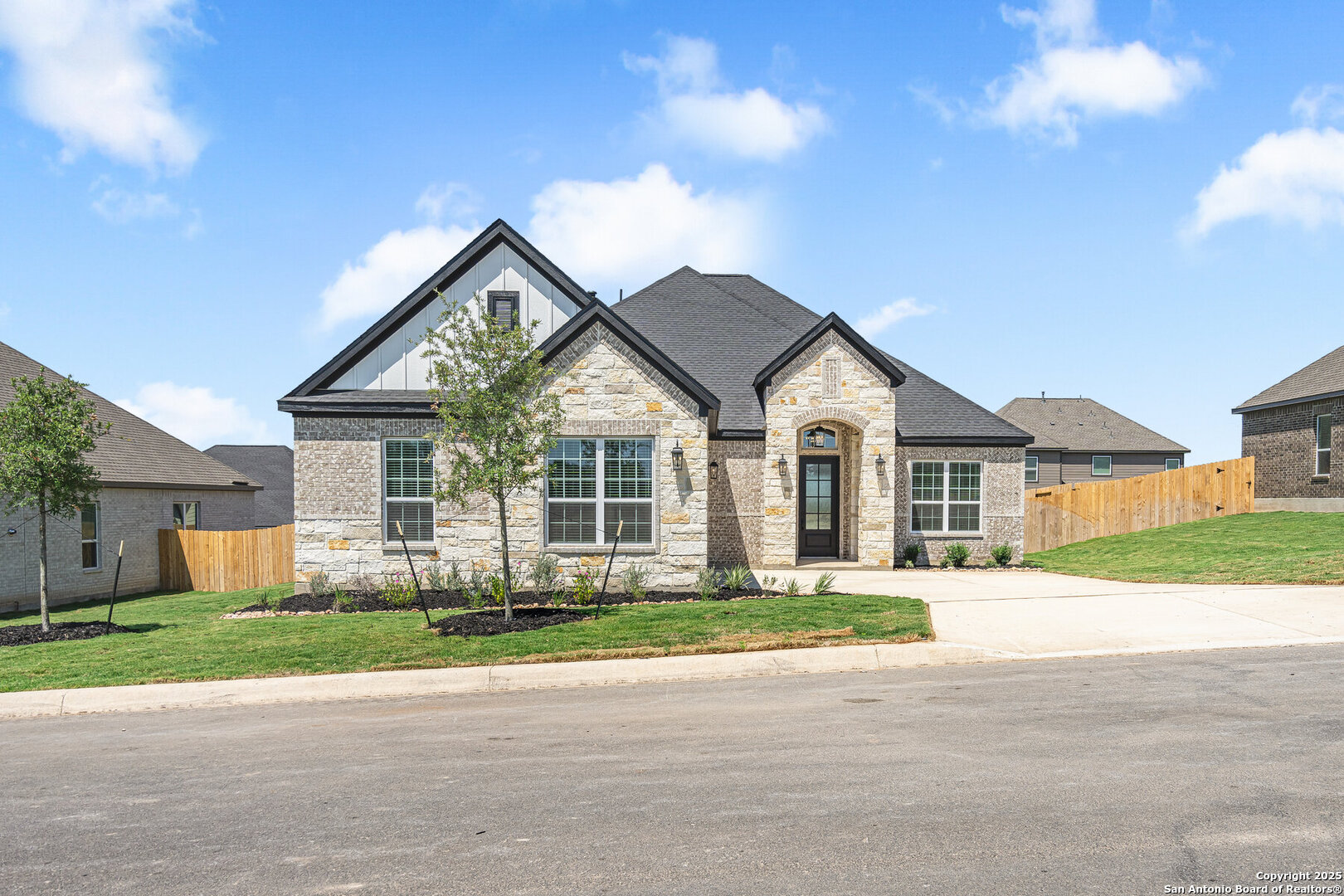 305 Lawrence Drive, Castroville, TX 78009 — photo 1
