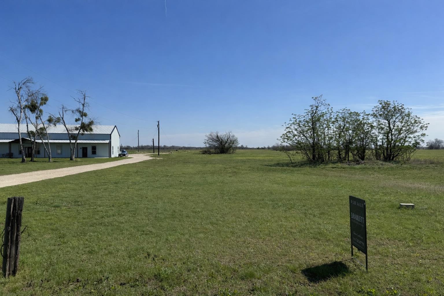 680  County Road 337 Rd, Granger, TX 76530 — photo 1