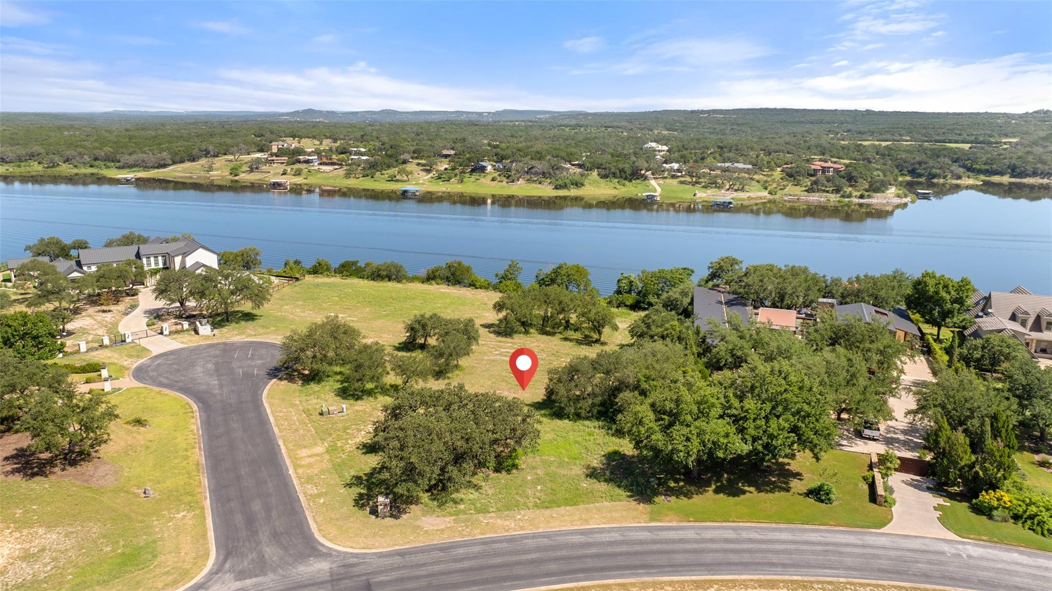 3200  Kahala Sunset Dr, Spicewood, TX 78669 — photo 1