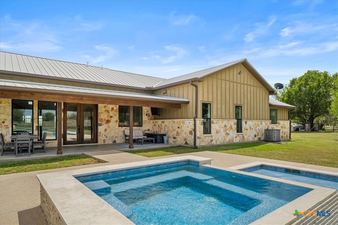 98 County Road 957b, Schulenburg, TX 78956 — photo 1
