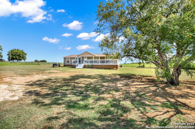 139 ANGEL LN, Seguin, TX 78155 — photo 1