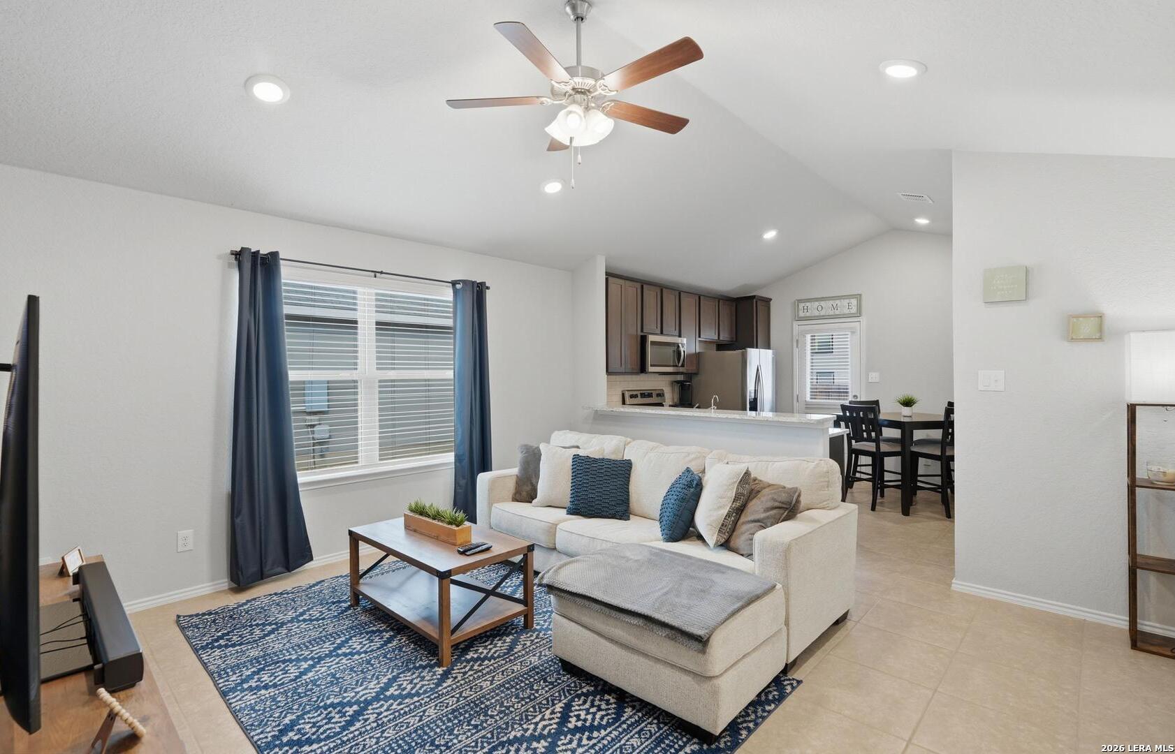 2513 Hiddenbrooke Trace, Seguin, TX 78155 — photo 1