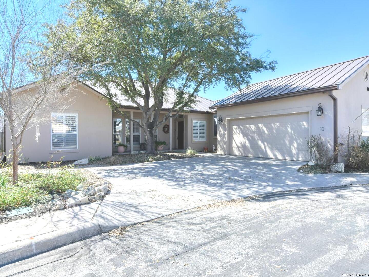 10 Bryanston, San Antonio, TX 78218 — photo 1