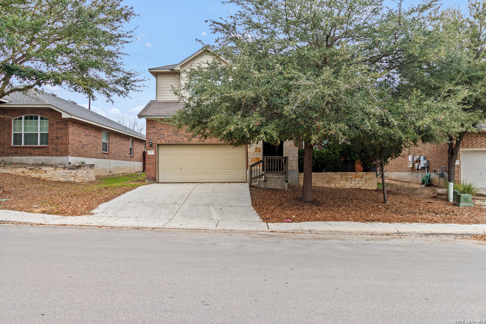 807 RANCH FALLS, San Antonio, TX 78245 — photo 1