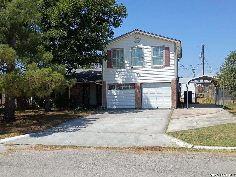 114 Danielle Dr., Del Rio, TX 78840 — photo 1