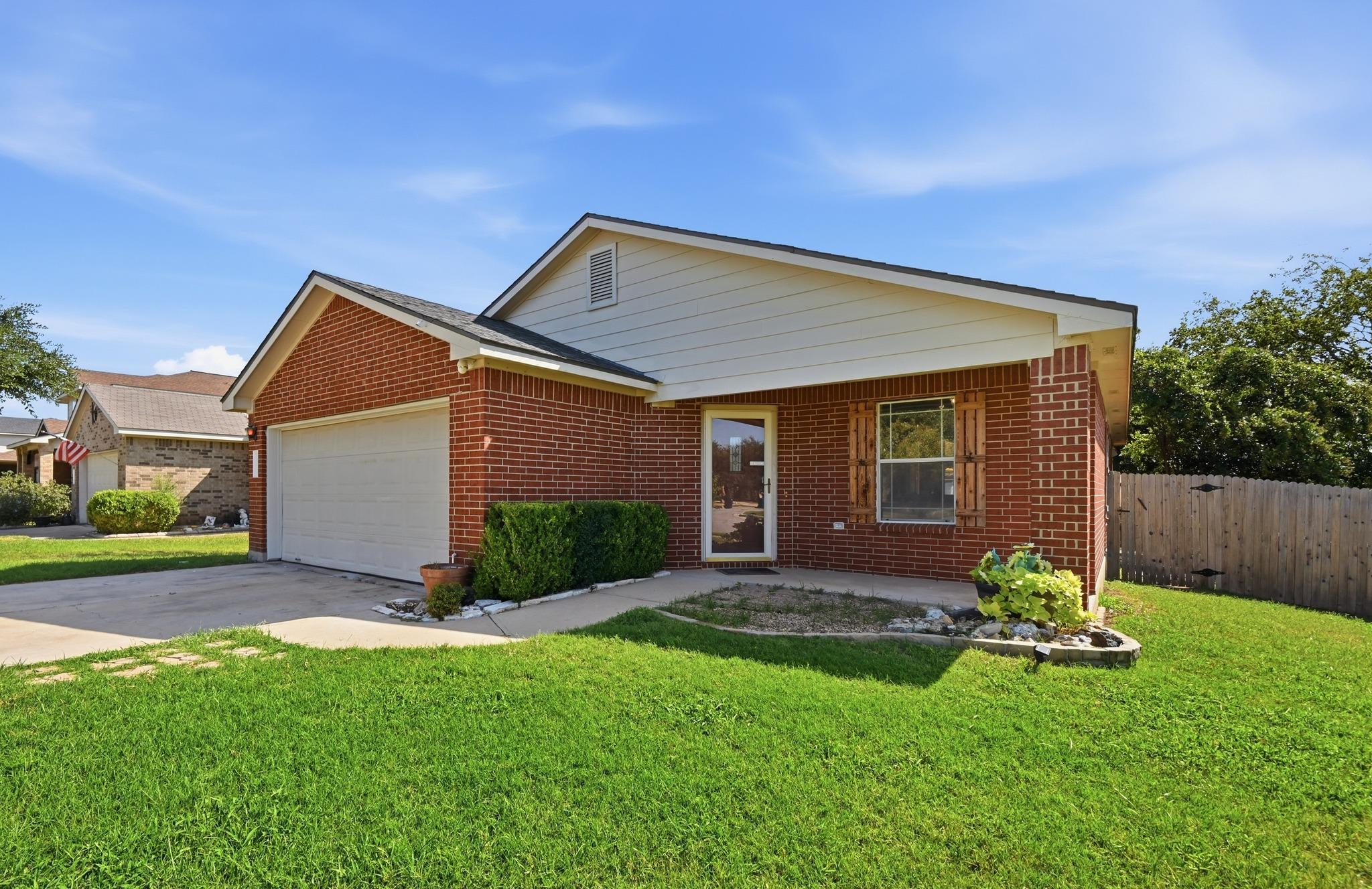 516  Emma Rose Trl, Leander, TX 78641 — photo 1