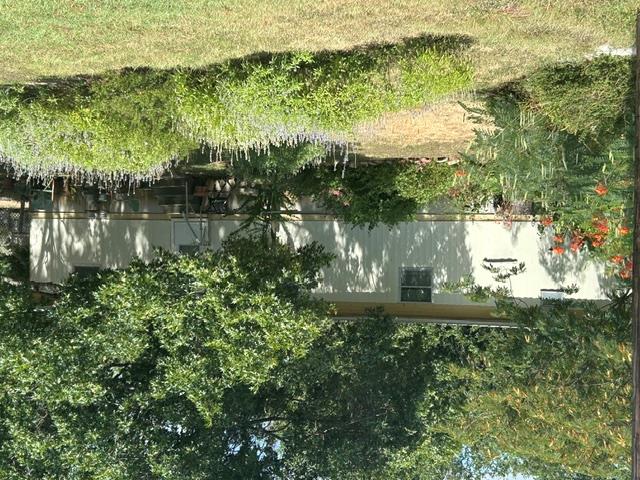 105  Elizabeth Dr, Spicewood, TX 78669 — photo 1