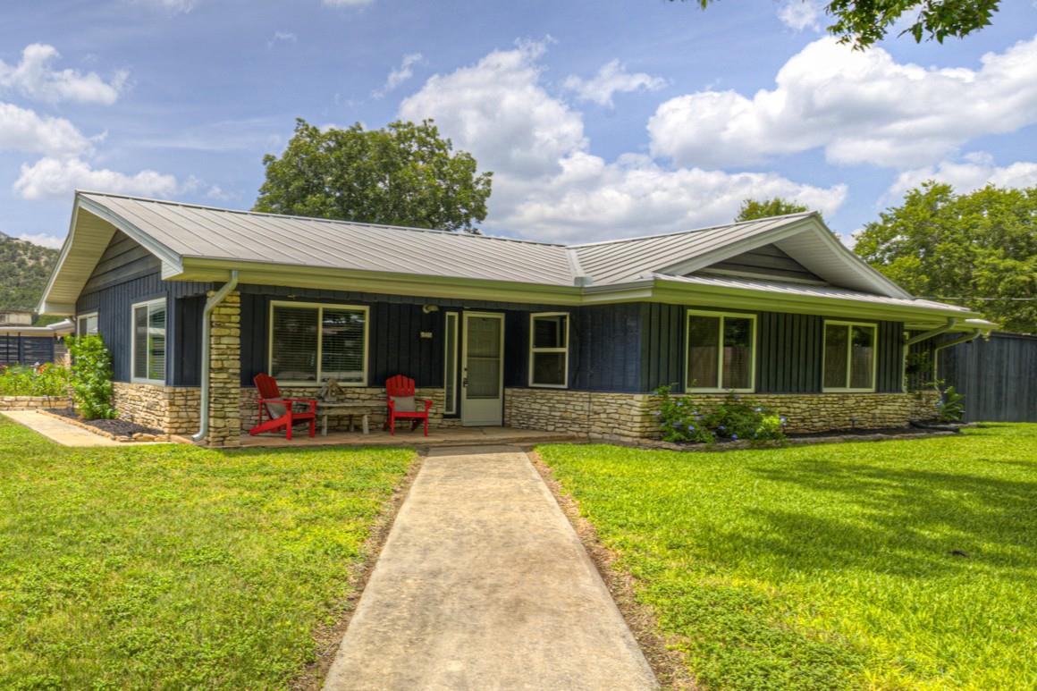 635 Riverside Path None, Canyon Lake, TX 78133 — photo 1