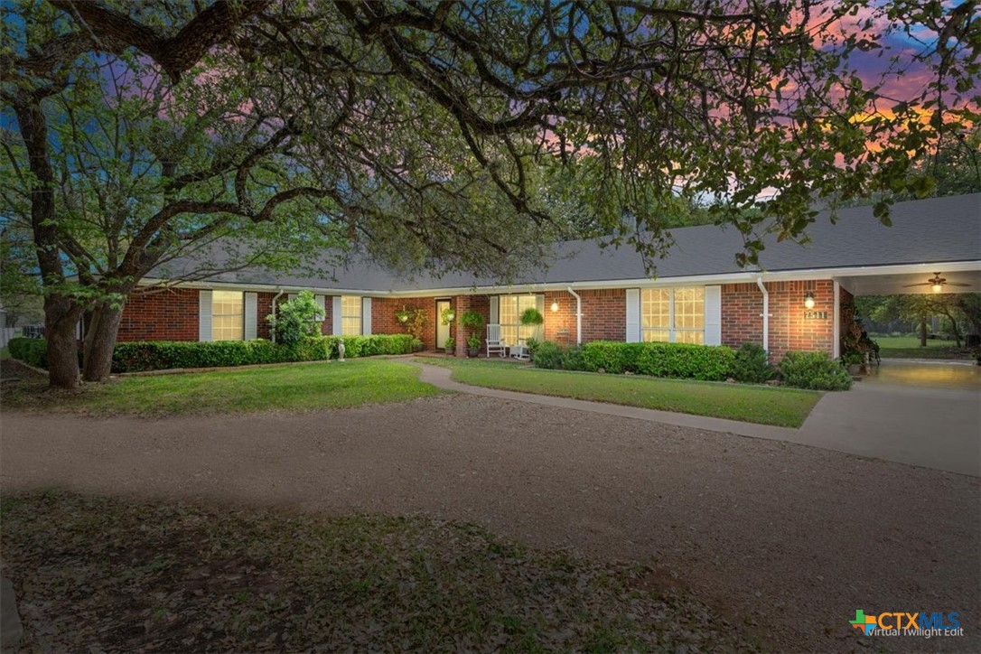 7511 N Lakeview Drive, Salado, TX 76571 — photo 1