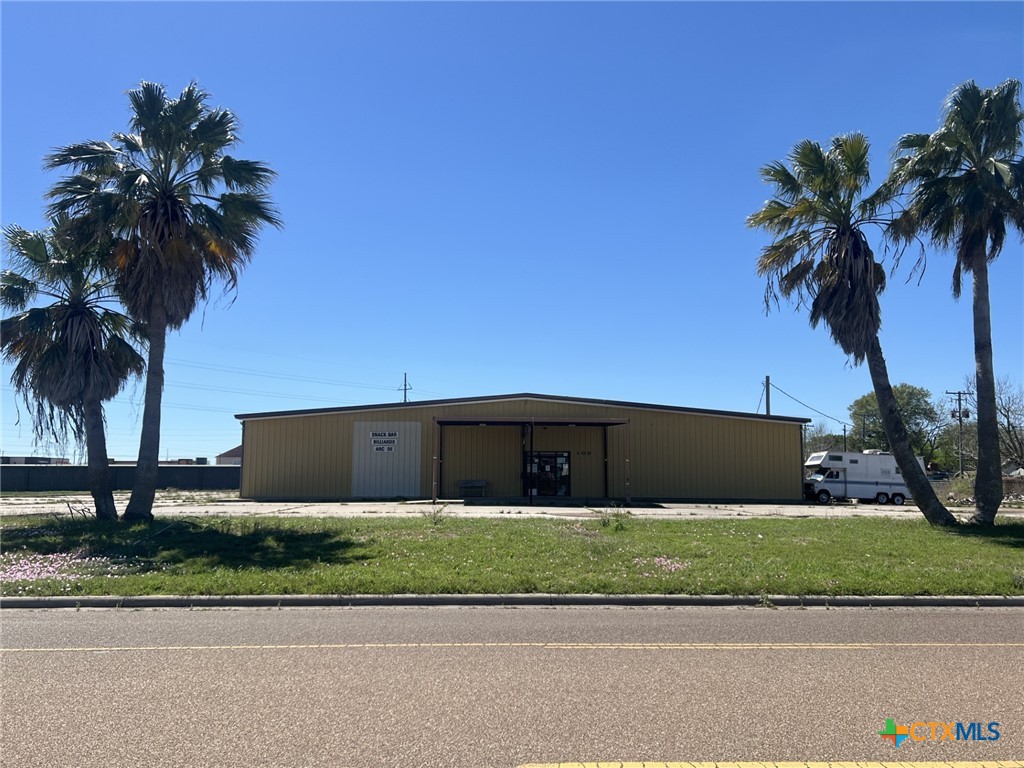 100 Village Road, Port Lavaca, TX 77979 — photo 1