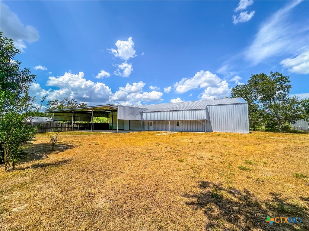 90 Honey Drive, Victoria, TX 77904 — photo 1