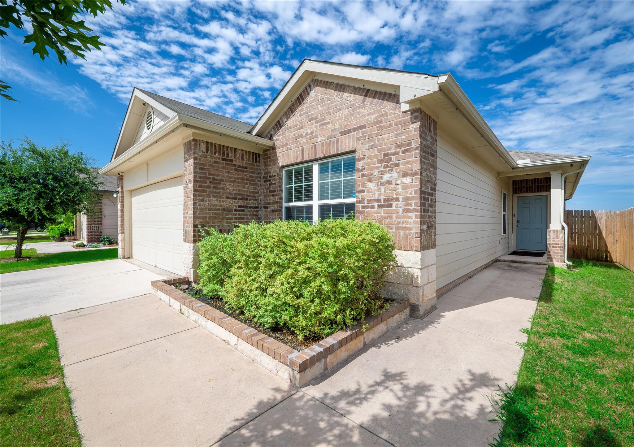 624  Independence Ave, Liberty Hill, TX 78642 — photo 1