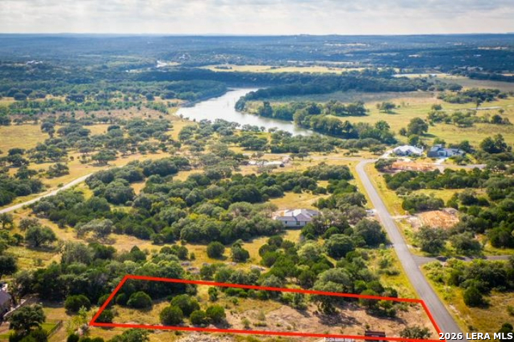 523 Rio Ridge Pkwy, Spring Branch, TX 78070 — photo 1