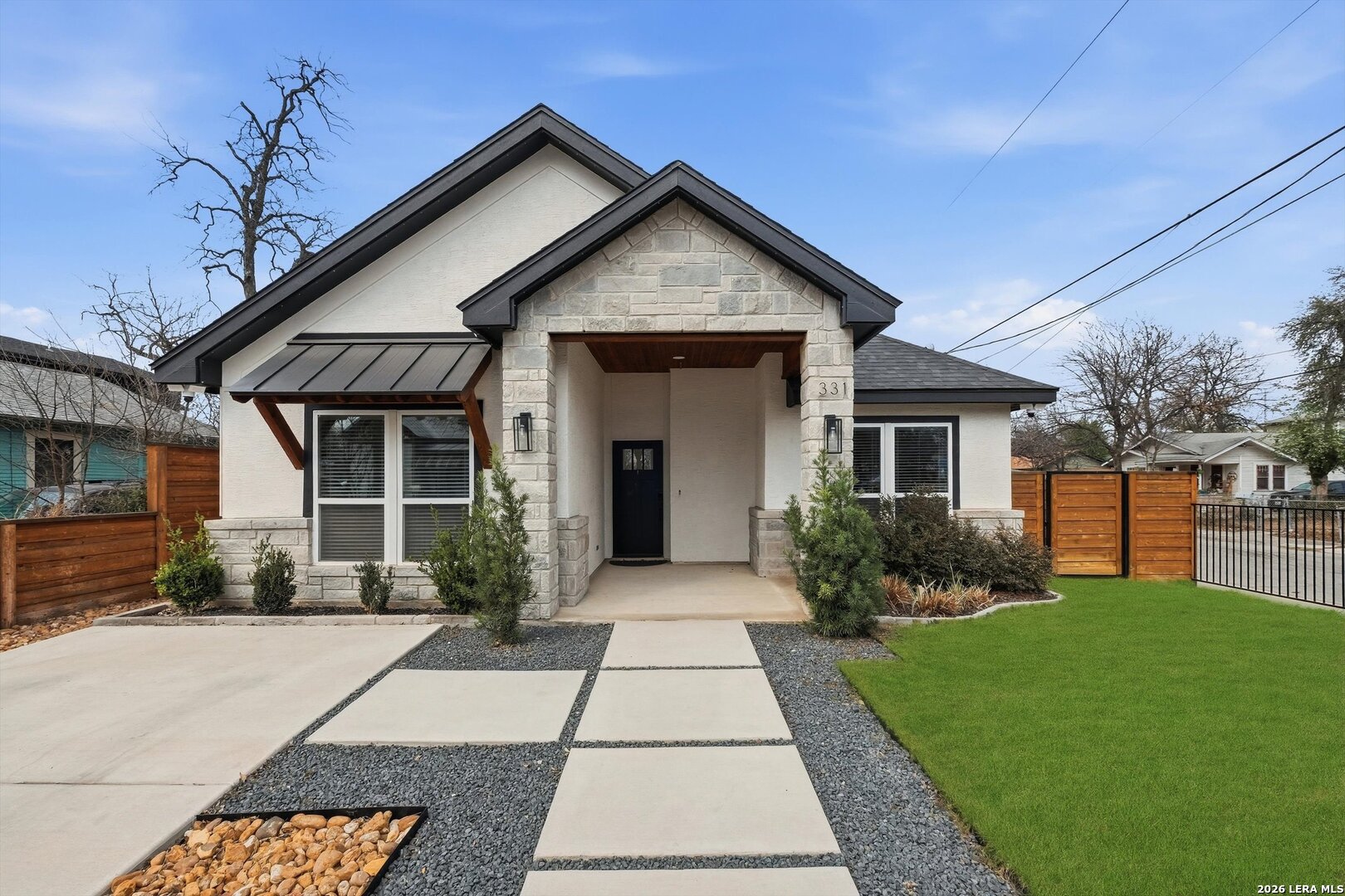331 E Lambert St, San Antonio, TX 78204 — photo 1