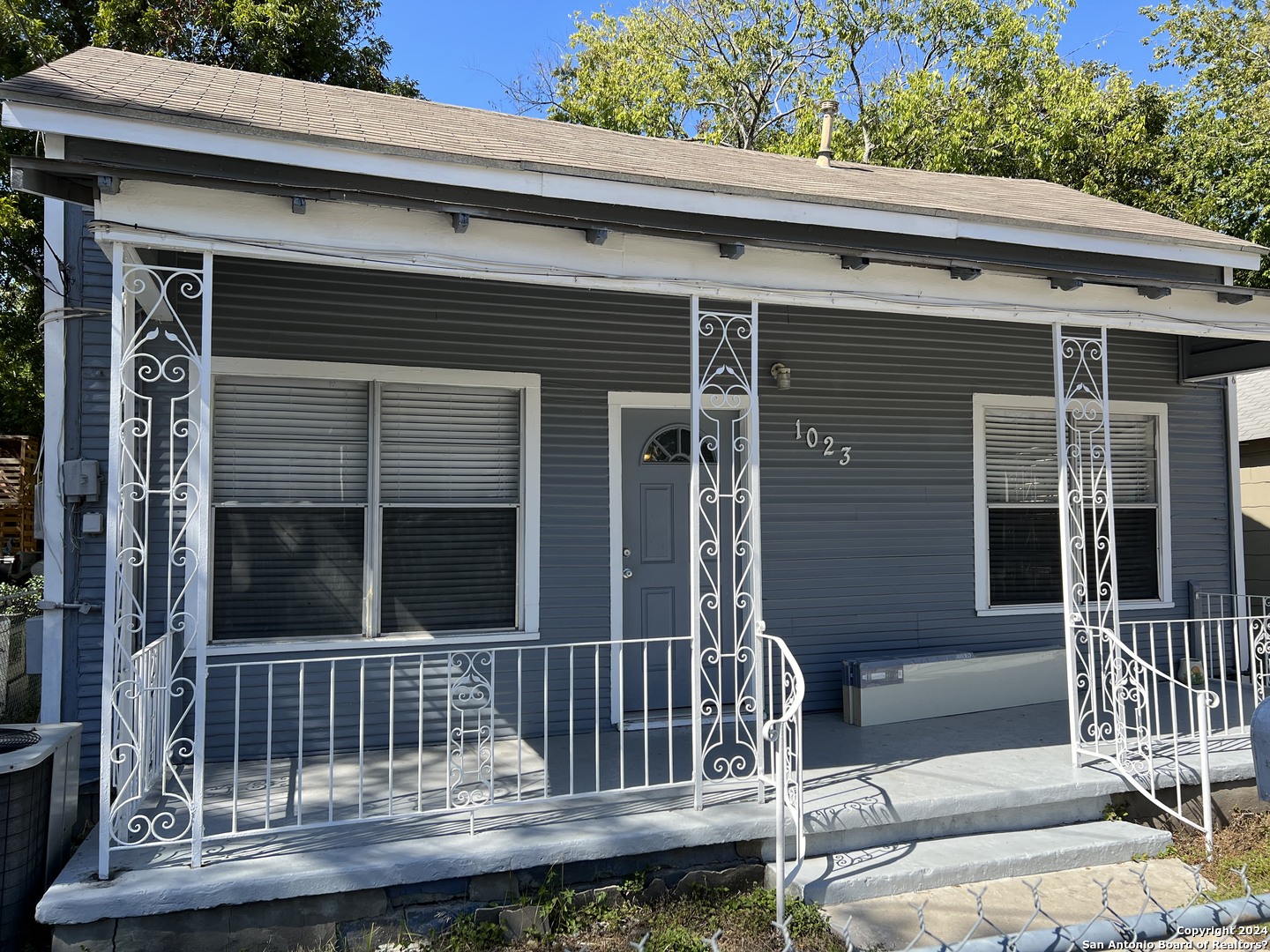 1023 cherry, San Antonio, TX 78202 — photo 1