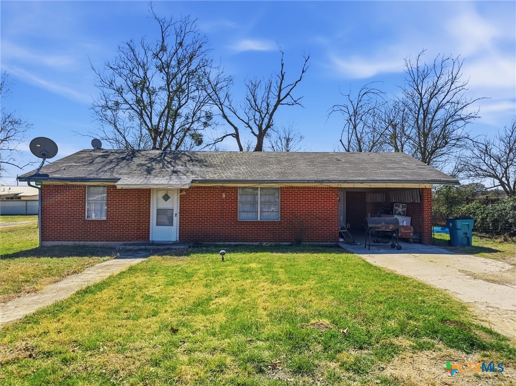 367 W Allen Street, Evant, TX 76525 — photo 1