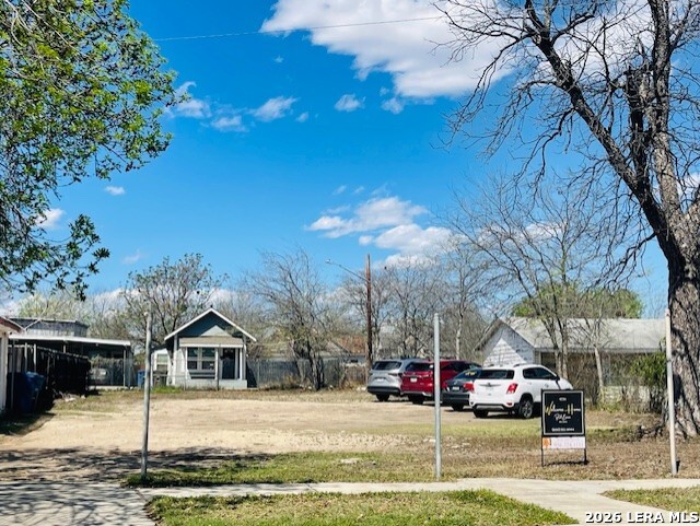 615 Indiana, San Antonio, TX 78210 — photo 1