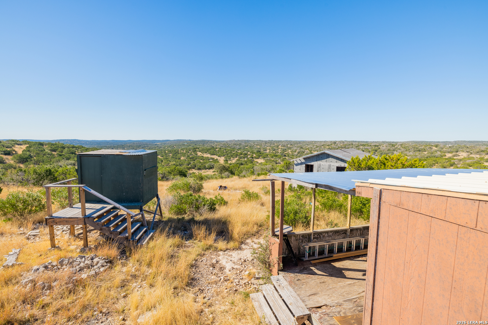 172 Sd 55576, Rocksprings, TX 78880 — photo 1