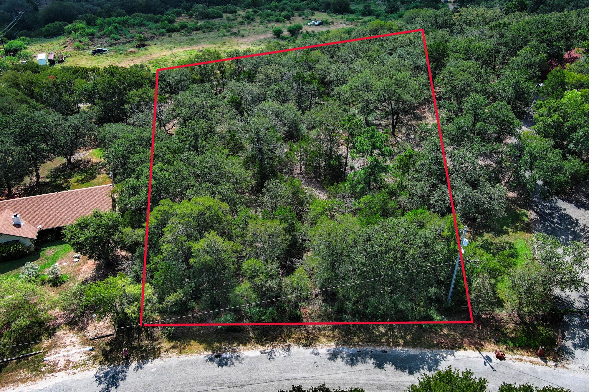 000  Piney Ridge Dr, Bastrop, TX 78602 — photo 1