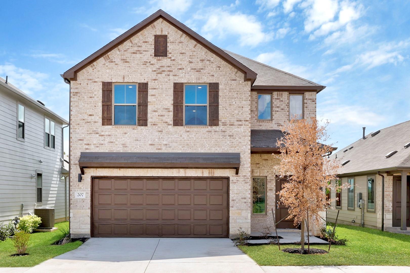 207  Hornet St, Elgin, TX 78621 — photo 1