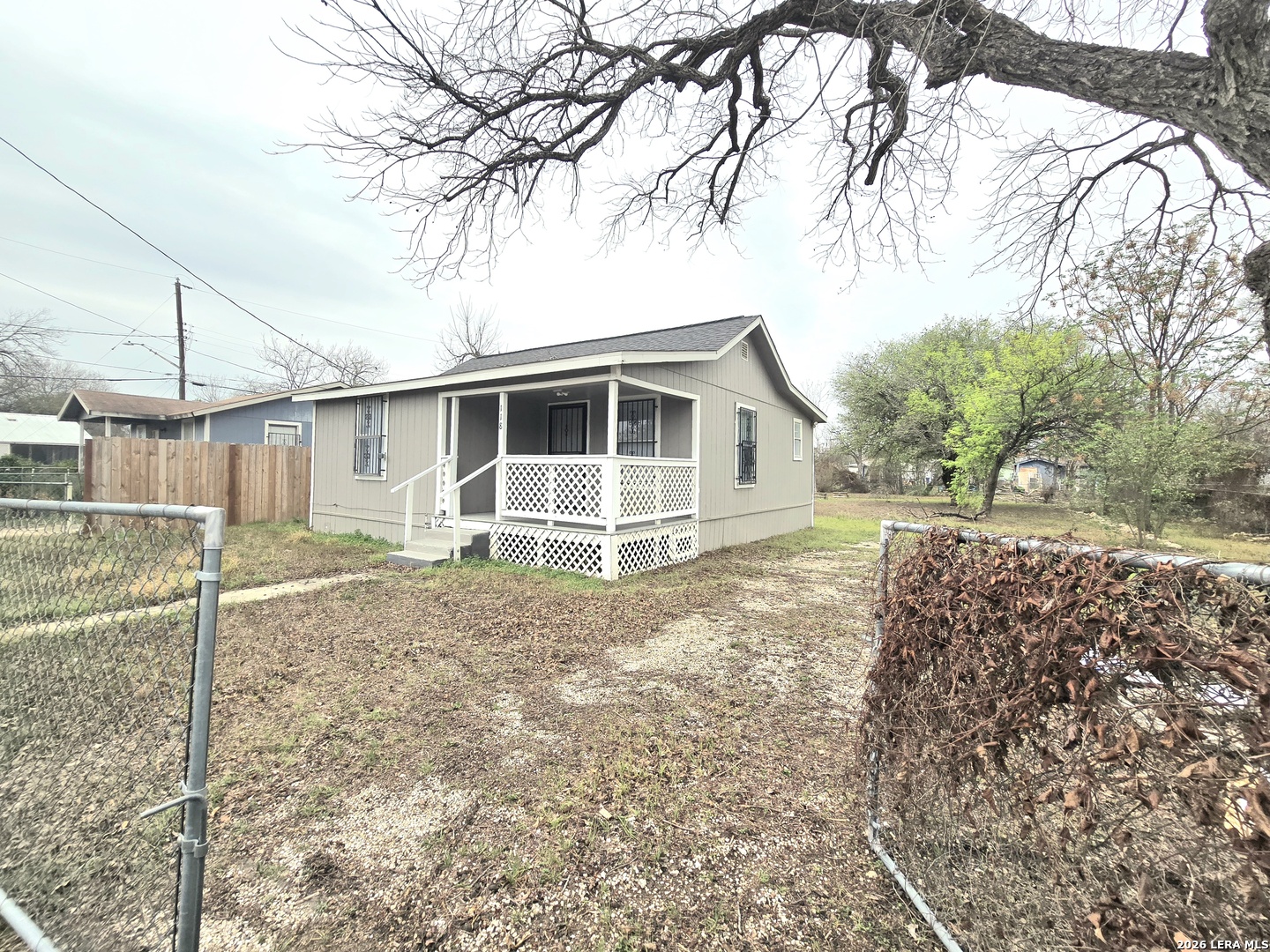 118 Fuente, San Antonio, TX 78210 — photo 1