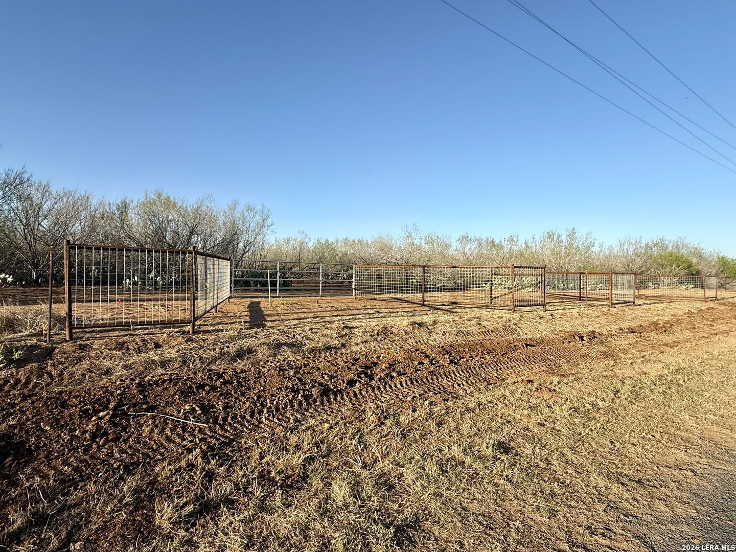 2175 county road 332, Charlotte, TX 78011 — photo 1