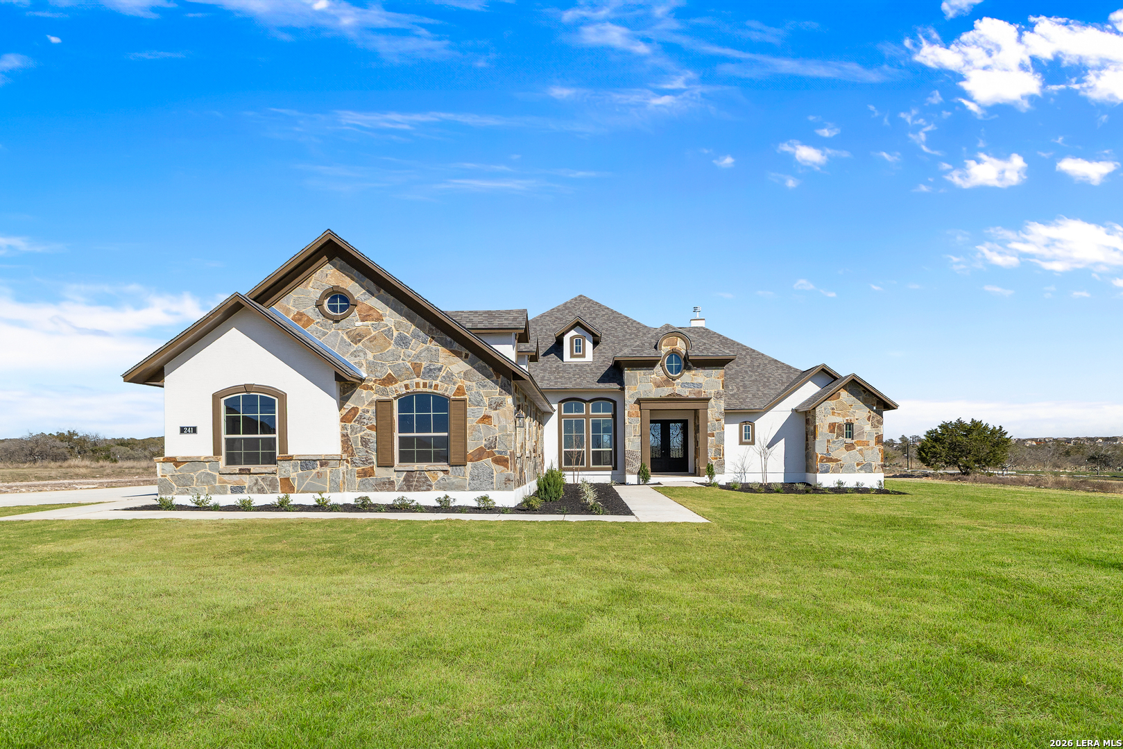 241 Stone Loop, Castroville, TX 78009 — photo 1