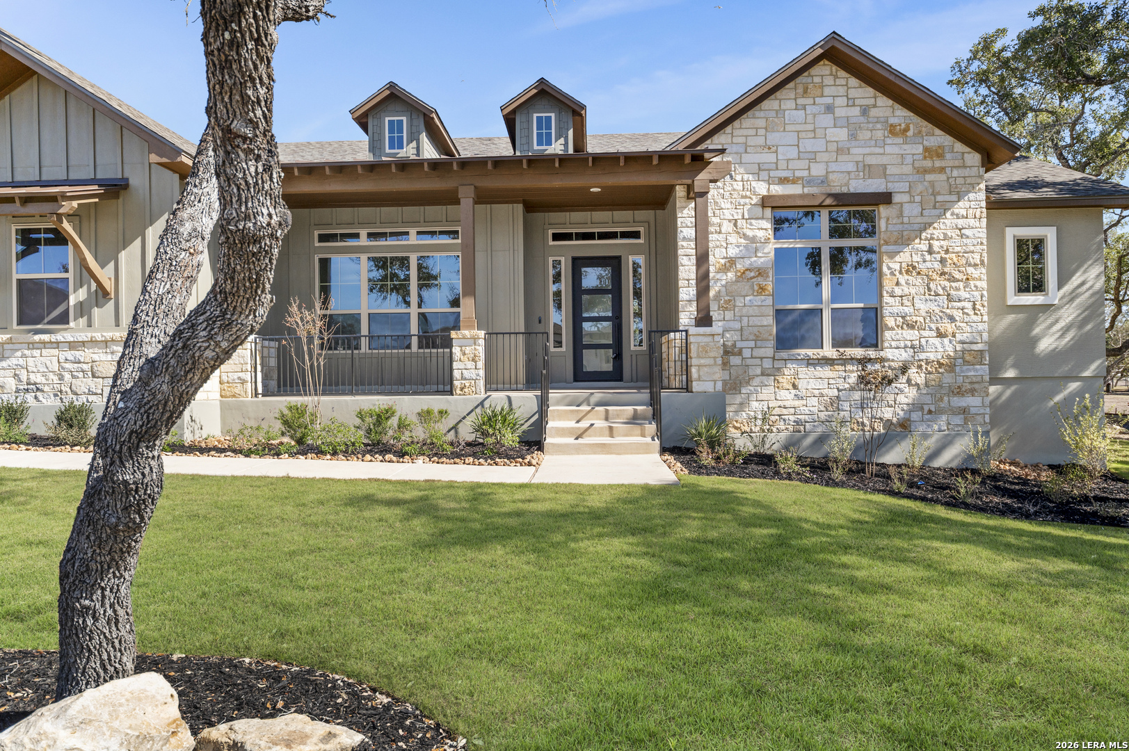 399 James Way, Castroville, TX 78009 — photo 1