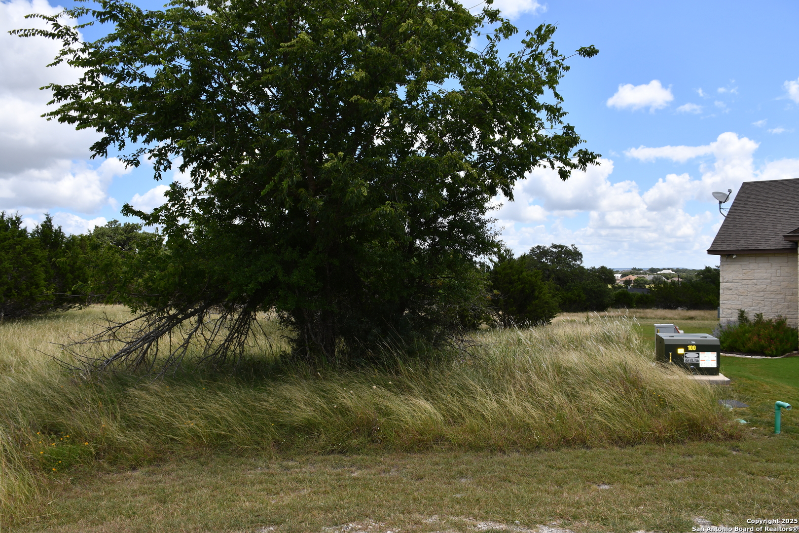 107 SILAS PARKER, Blanco, TX 78606 — photo 1