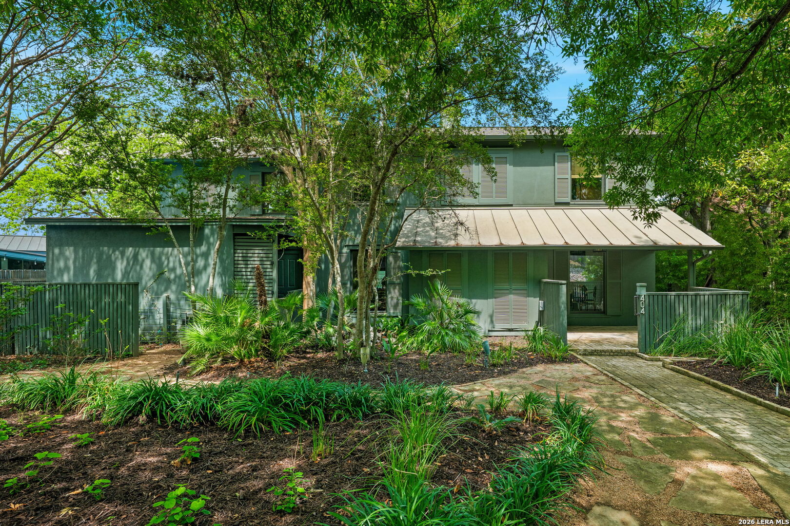 404 Sheraton, Terrell Hills, TX 78209 — photo 1
