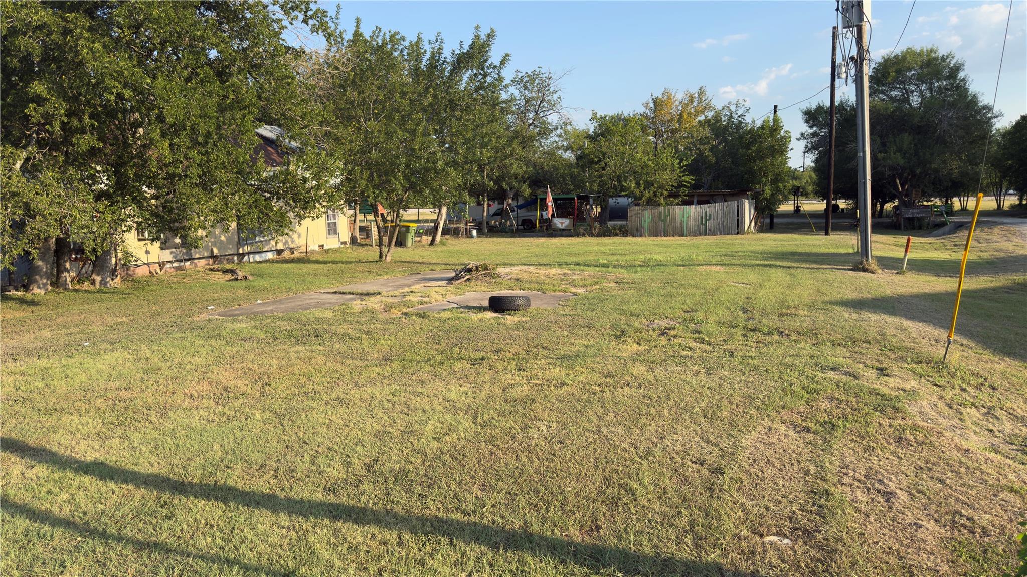 302 E Parsons St, Manor, TX 78653 — photo 1