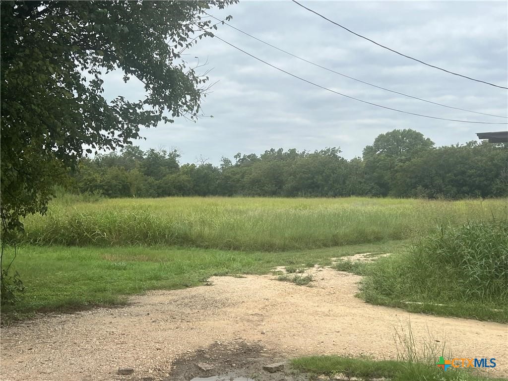 104 W Curry Street, Florence, TX 76527 — photo 1