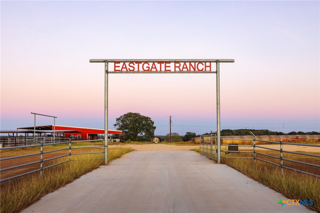 1155 Fm 2438, Seguin, TX 78155 — photo 1
