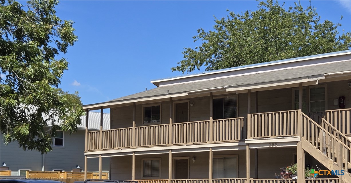 203 S Mitchell Street 4, San Marcos, TX 78666 — photo 1