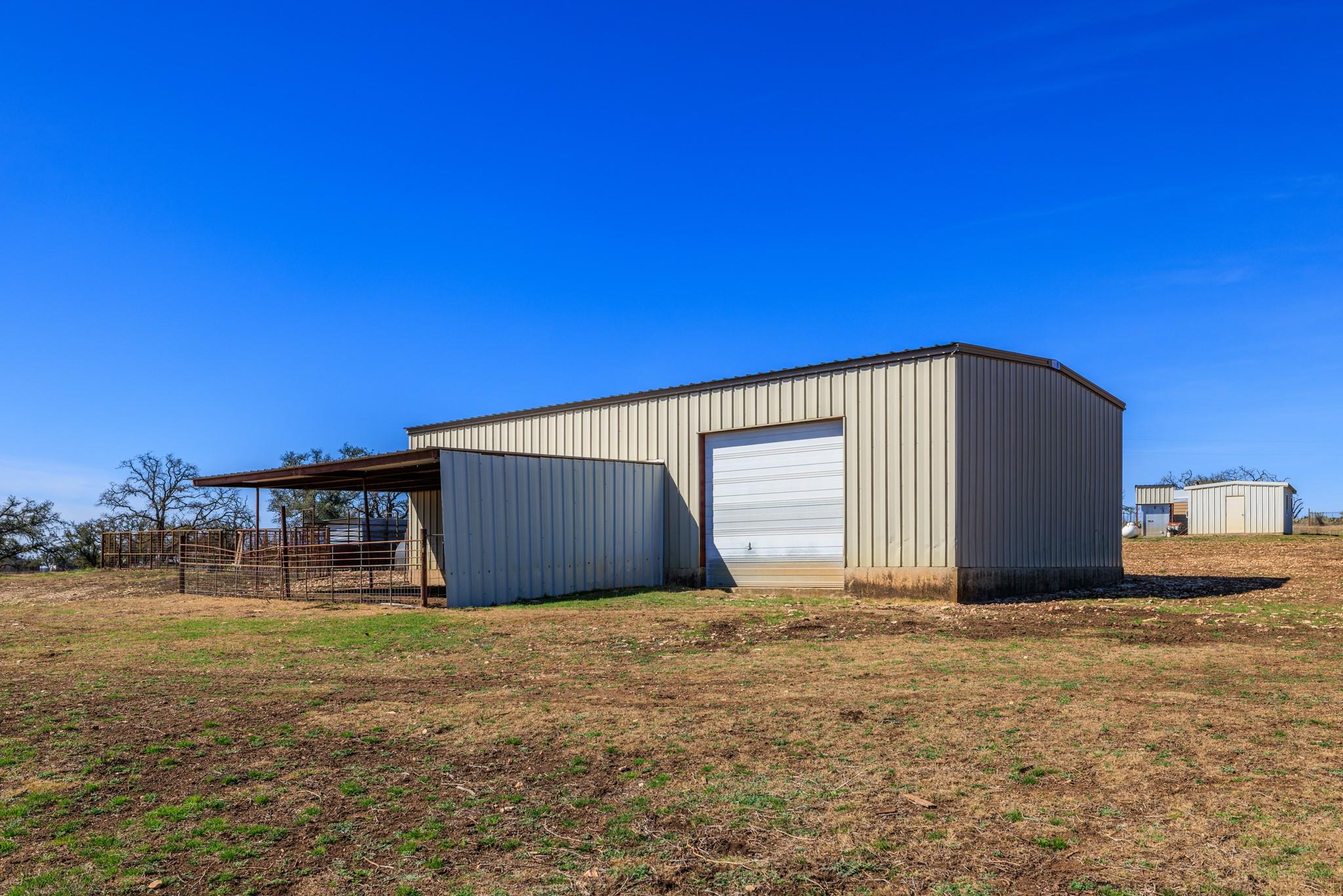 2020  Wendel Rd, Harper, TX 78631 — photo 1
