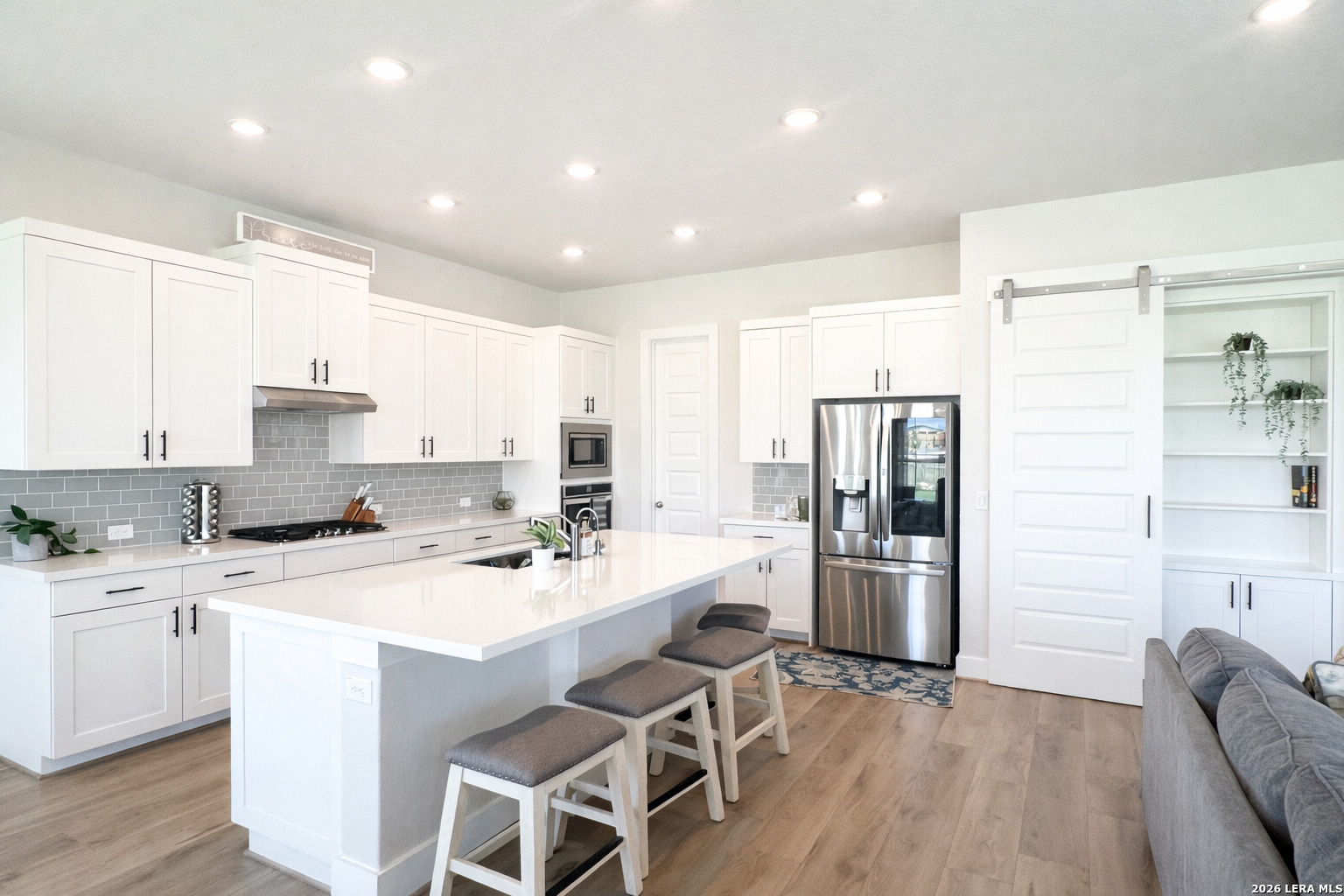 129 Milagro, Boerne, TX 78006 — photo 1