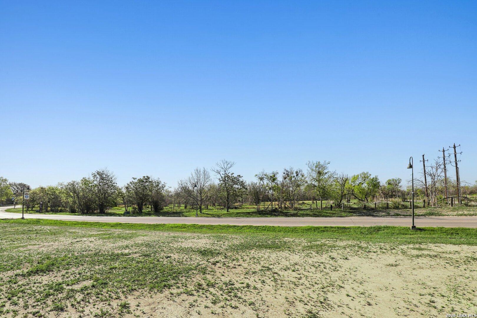 2320 Chavaneaux, San Antonio, TX 78214 — photo 1