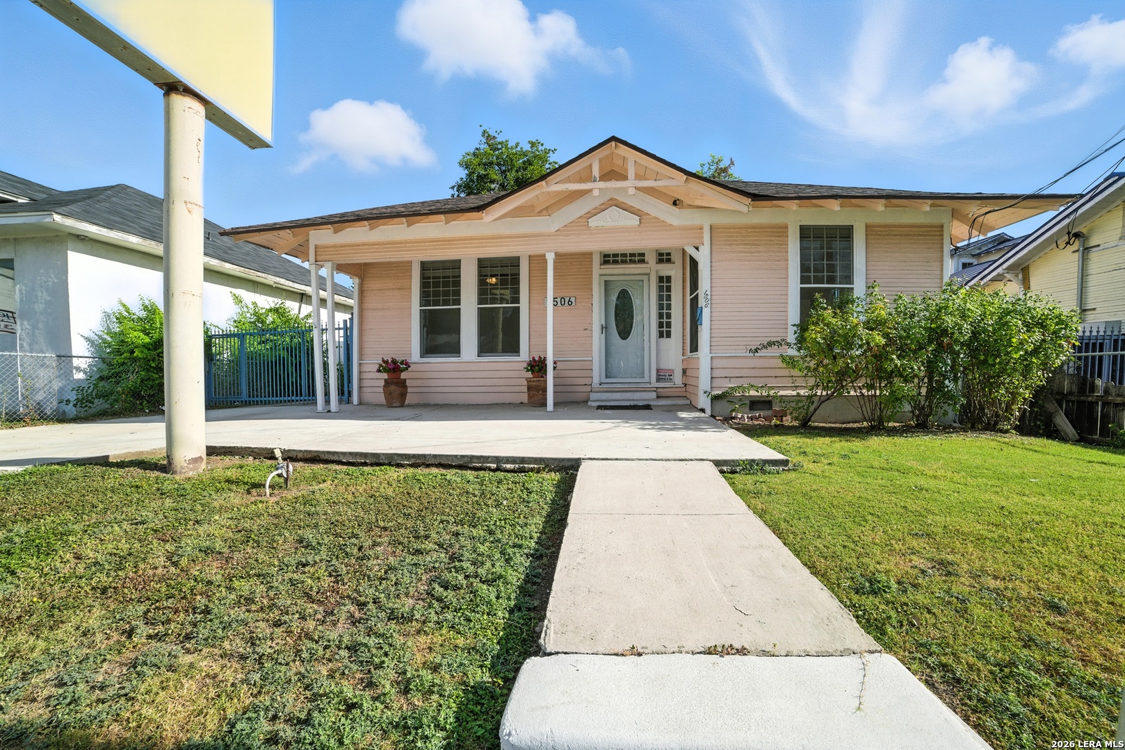 1506 Martin, San Antonio, TX 78207 — photo 1