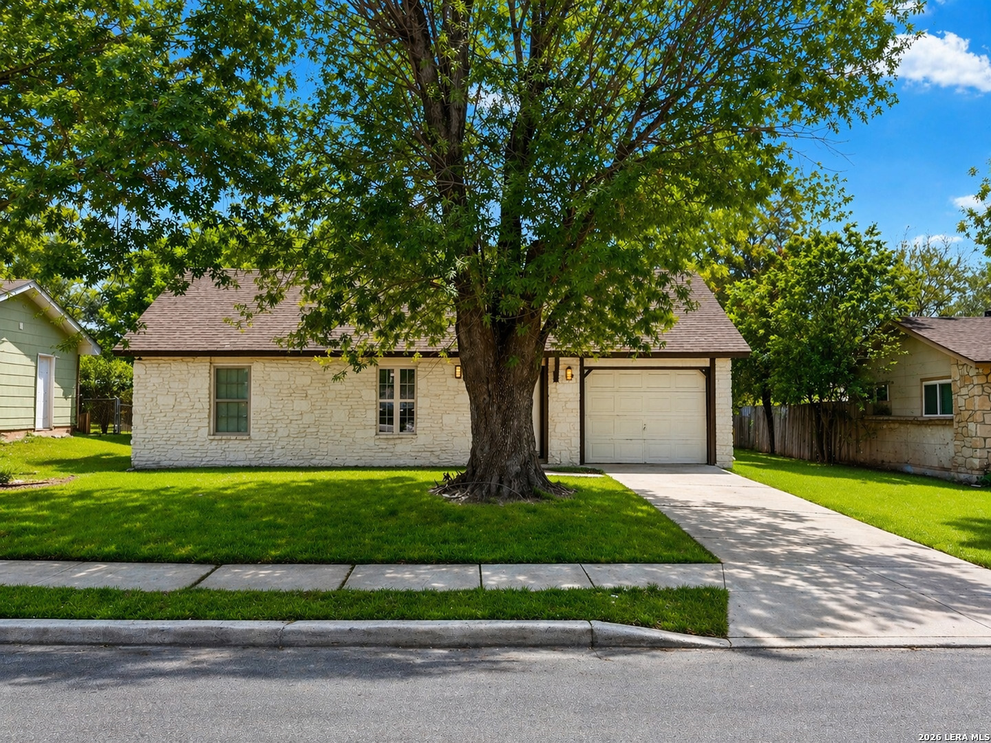 4310 Avenida Prima, San Antonio, TX 78233 — photo 1