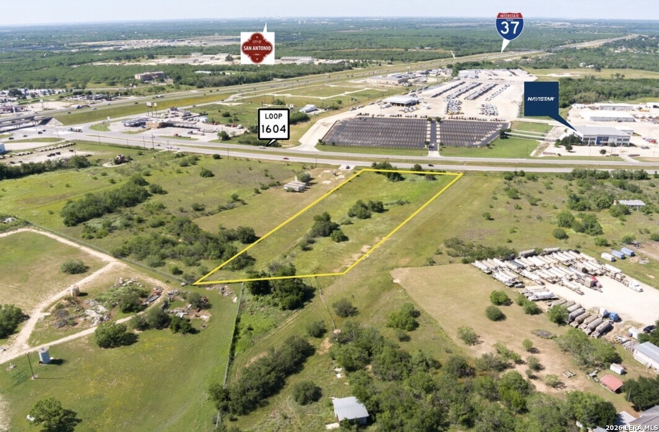 4390 S LOOP 1604 E, Elmendorf, TX 78112 — photo 1