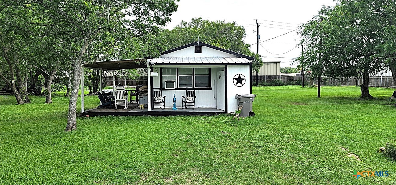 308 W Saint Louis Avenue, Seadrift, TX 77983 — photo 1