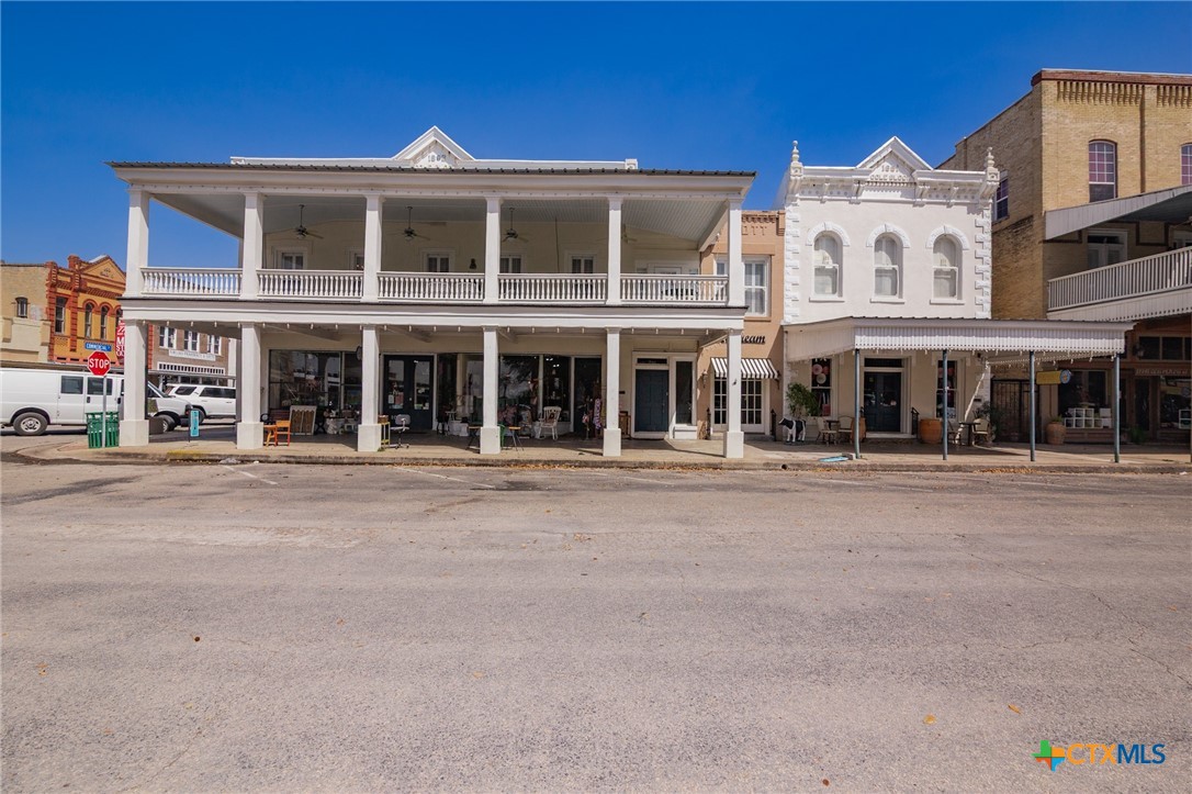 102-110 N Courthouse Square, Goliad, TX 77963 — photo 1