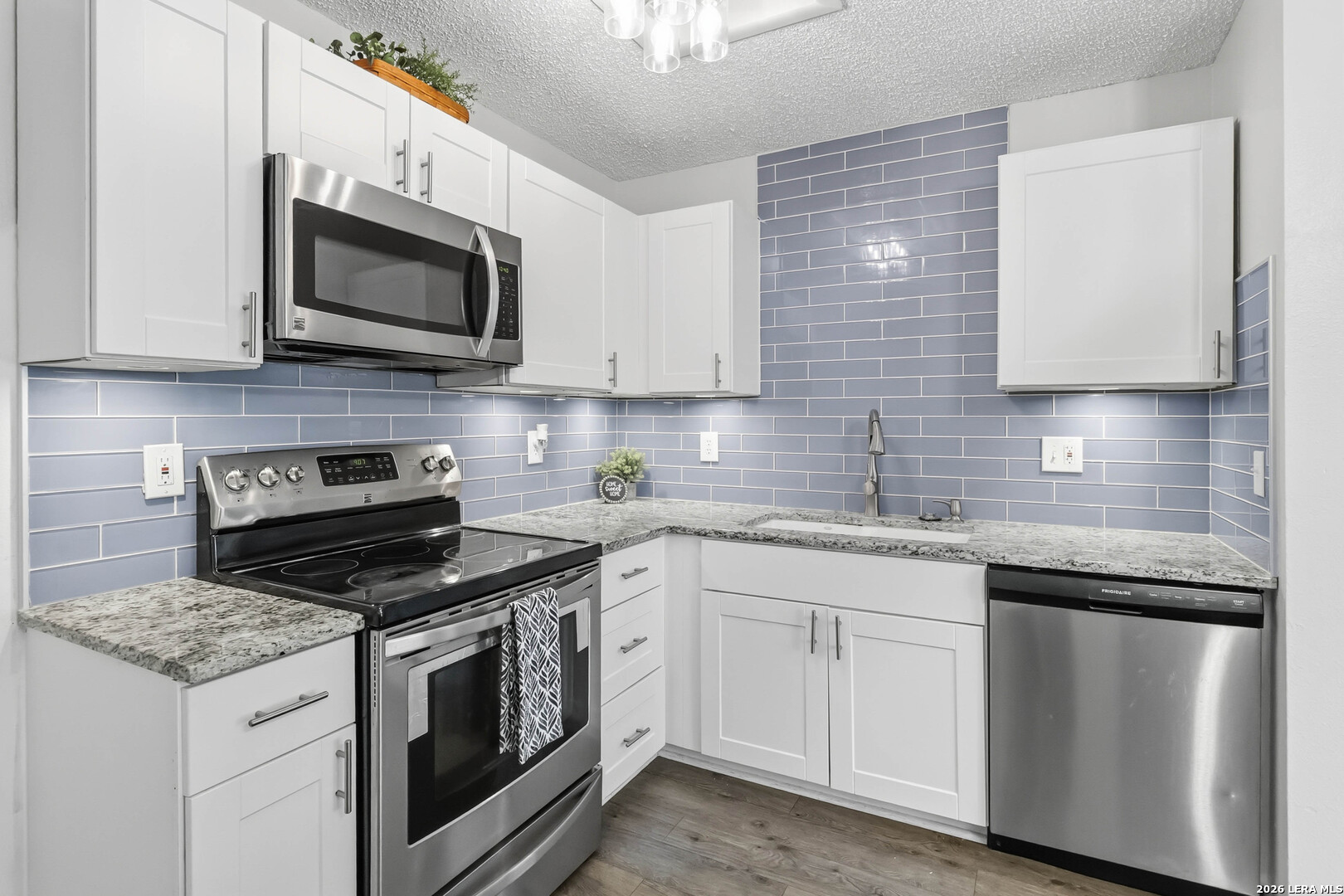 12722 HUNTSMAN VIEW DR, San Antonio, TX 78249 — photo 1
