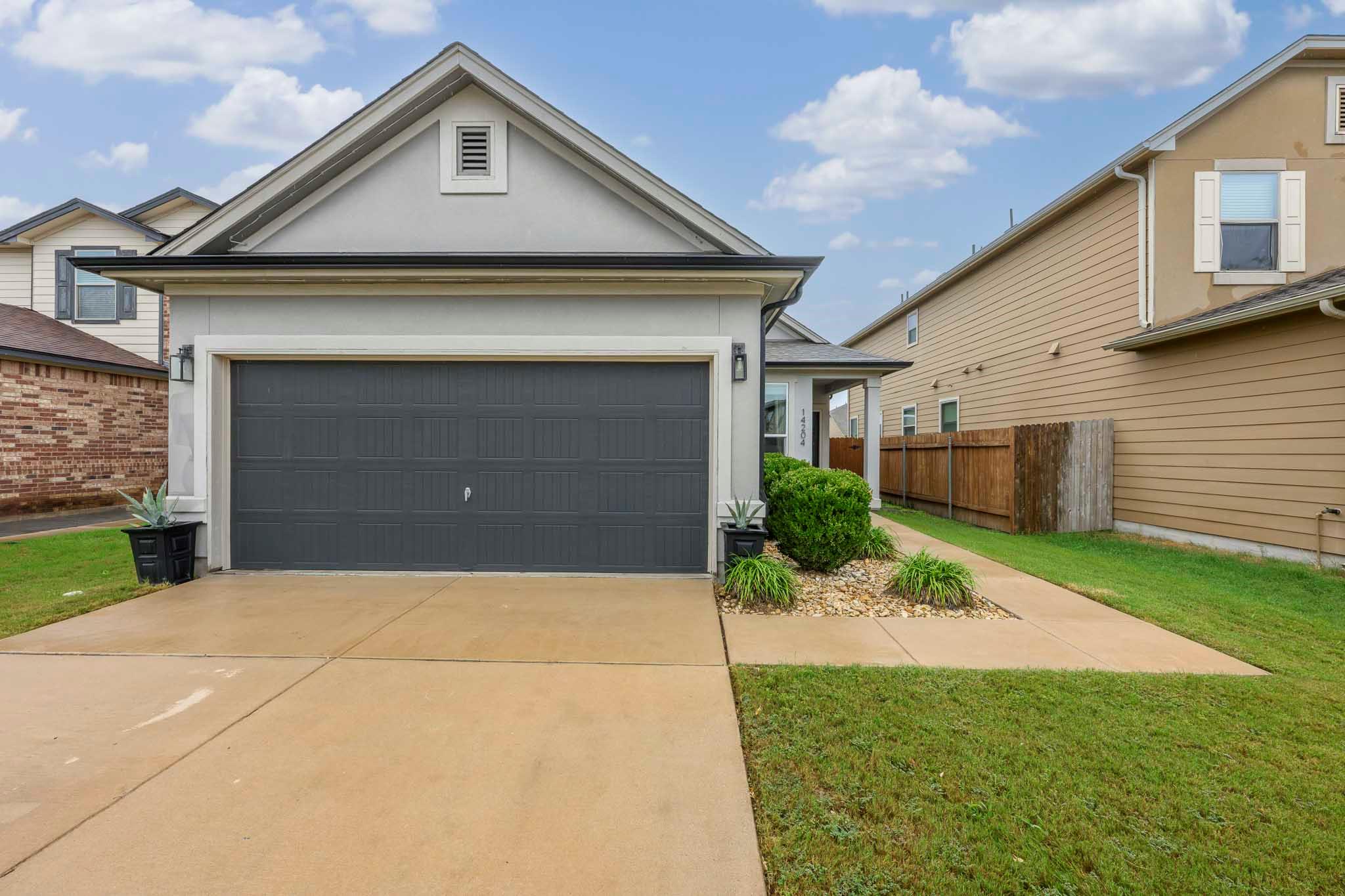 14204 Theodore Roosevelt St, Manor, TX 78653 — photo 1