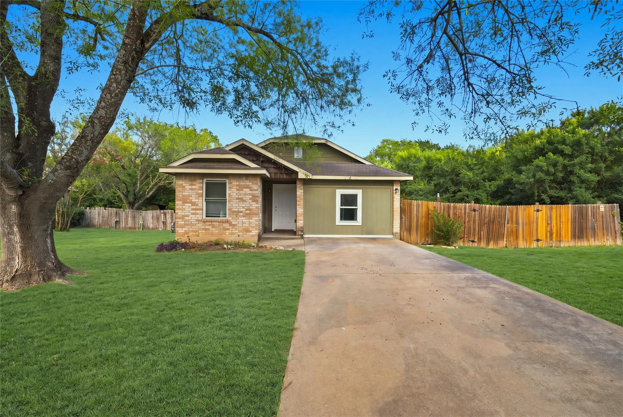 8405  Cockney Dr, Austin, TX 78748 — photo 1
