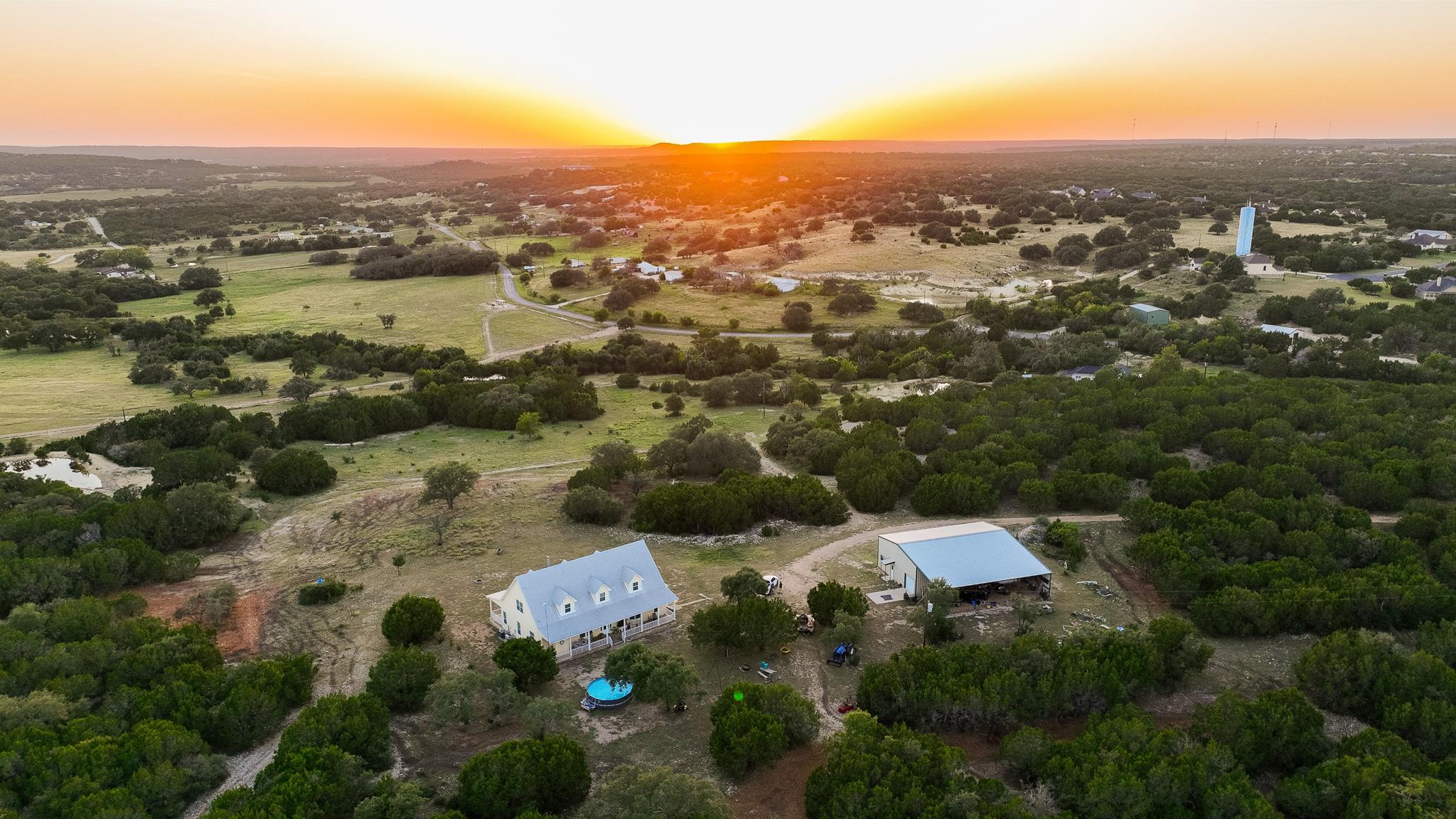 4237  County Road 330 Rd, Burnet, TX 78611 — photo 1