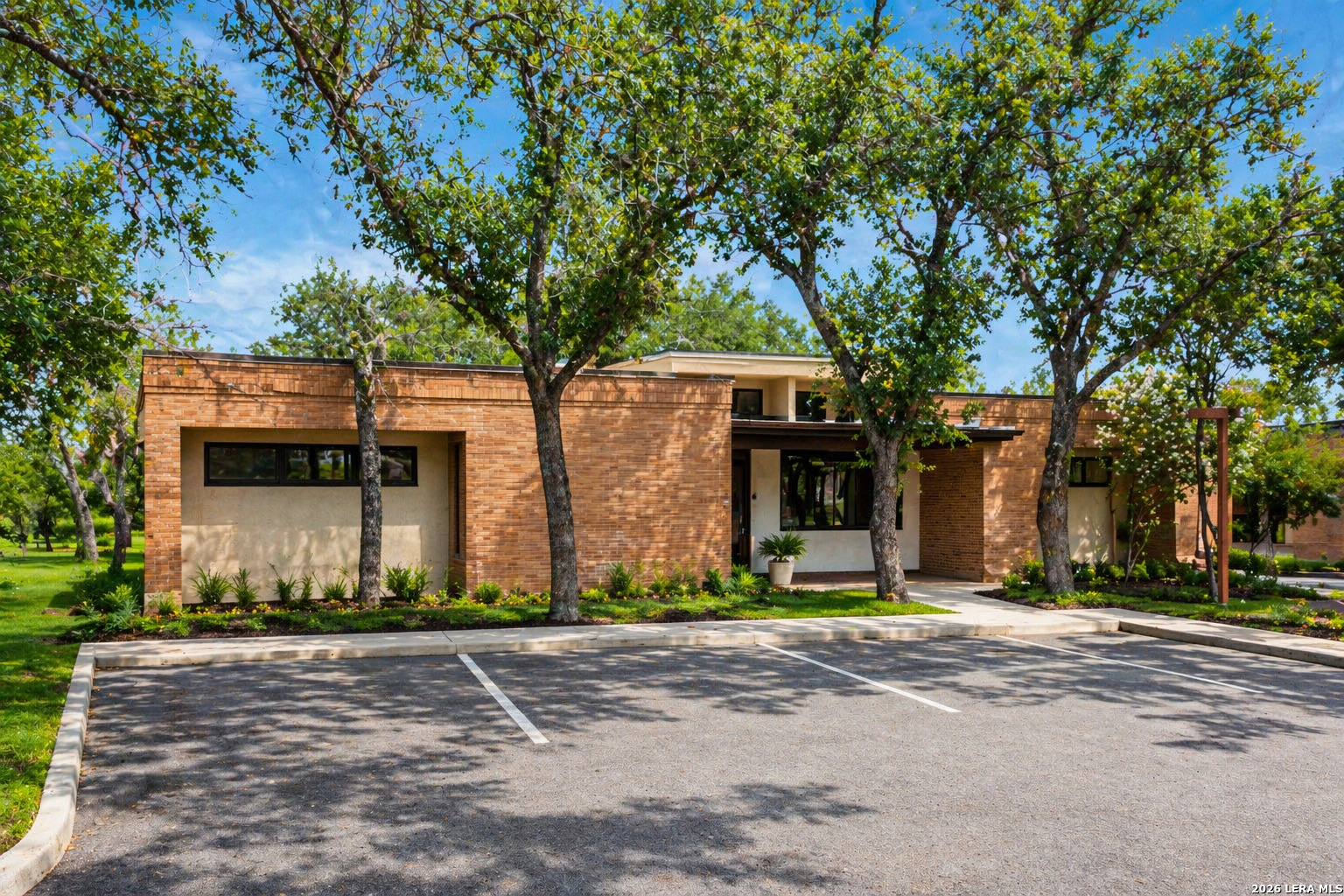 13438 Bandera, Helotes, TX 78023 — photo 1