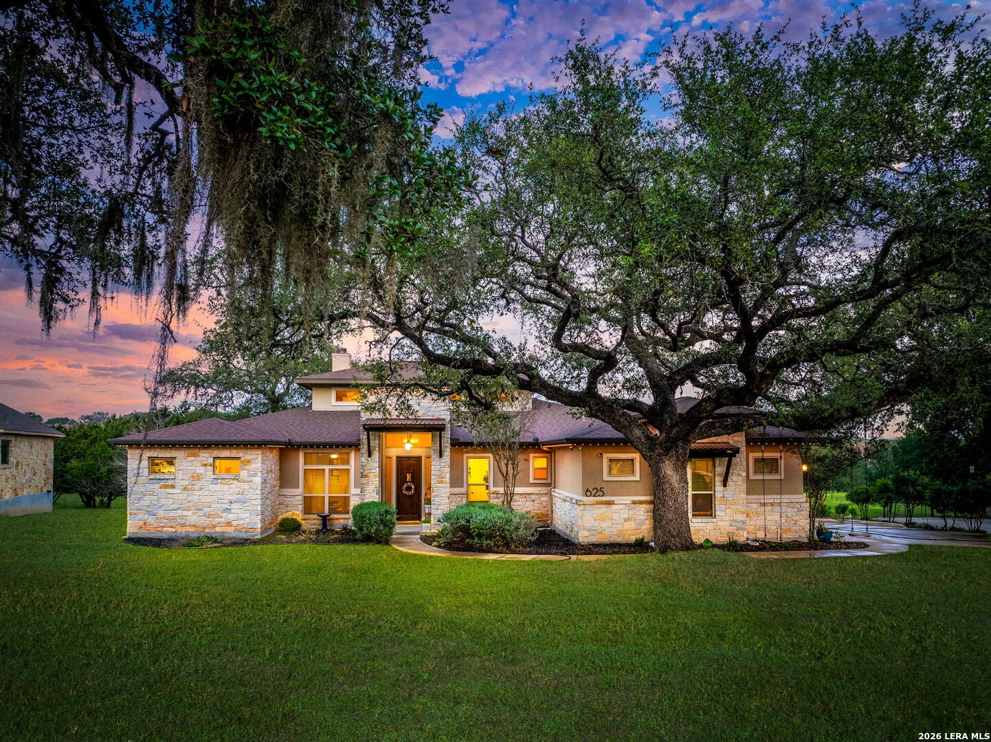 625 HAVEN POINT LOOP, New Braunfels, TX 78132 — photo 1