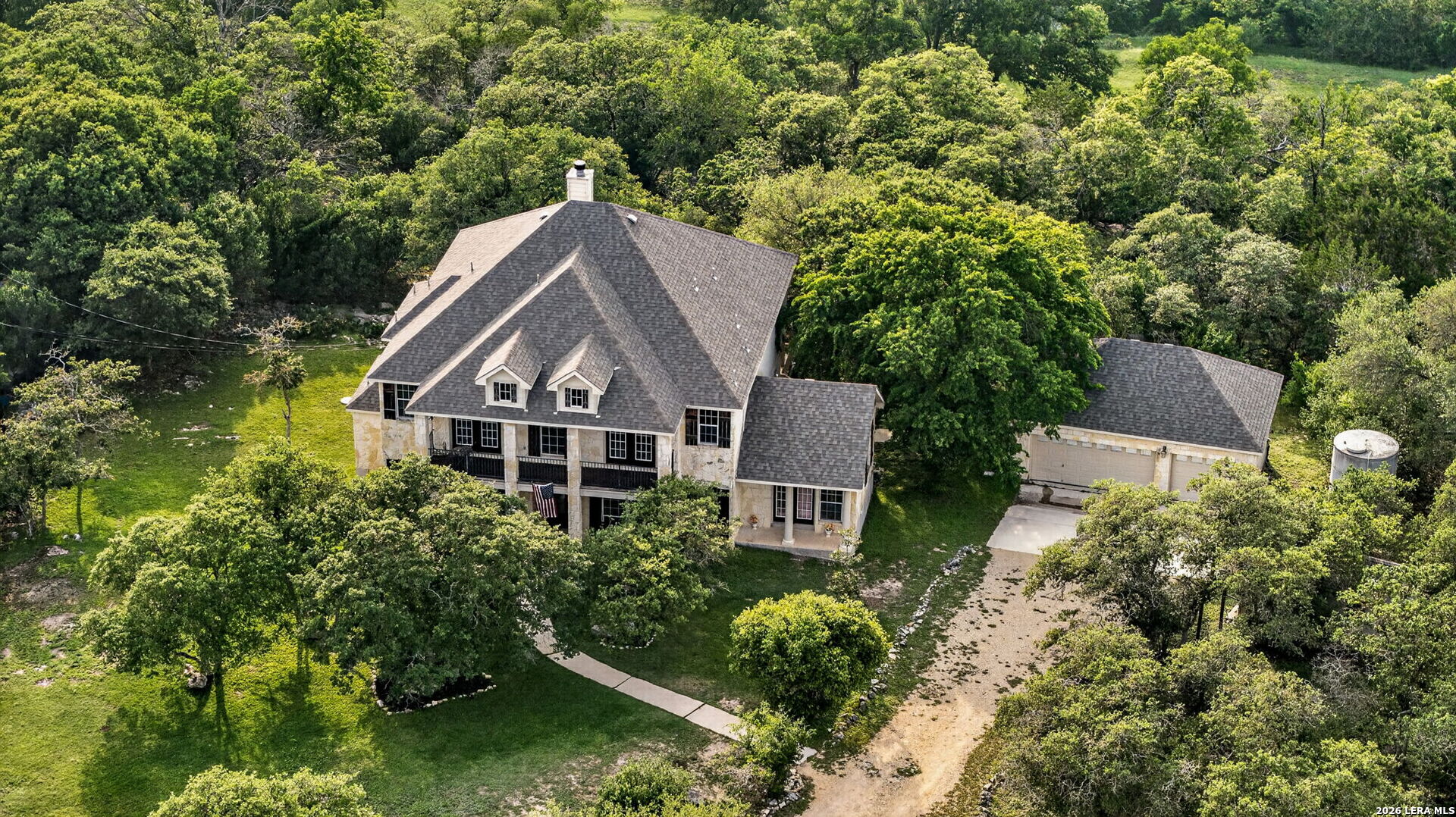 314 Hoskins, Boerne, TX 78006 — photo 1